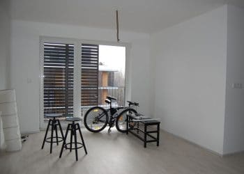 Home staging a rekonštrukcia 2 izbového bytu na BÝVANIE – Slnečnice, Bratislava