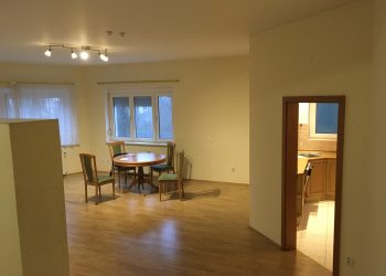 Home staging a rekonštrukcia 4 izbového bytu na PRENÁJOM – Jamnického, Bratislava