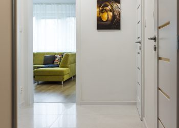 Home staging a rekonštrukcia 3 izbového bytu na PREDAJ – Hraničná, Bratislava