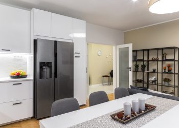 Home staging a rekonštrukcia 4 izbového bytu na PREDAJ – Podhorského, Bratislava
